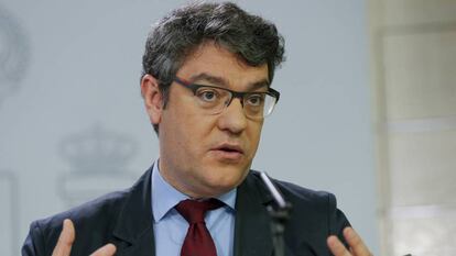 El ministro de Energía, Turismo y Agenda Digital, Álvaro Nadal, durante la rueda de prensa posterior a la reunión del Consejo de Ministros.