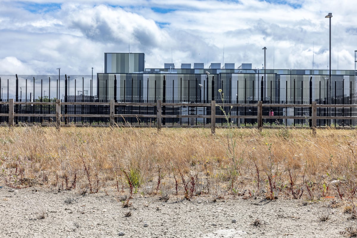 What the Amazon cloud outage reveals about the weaknesses of the internet