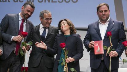 Vila, Tixis, Sáenz i Junqueras, en la presentació de l'acte.