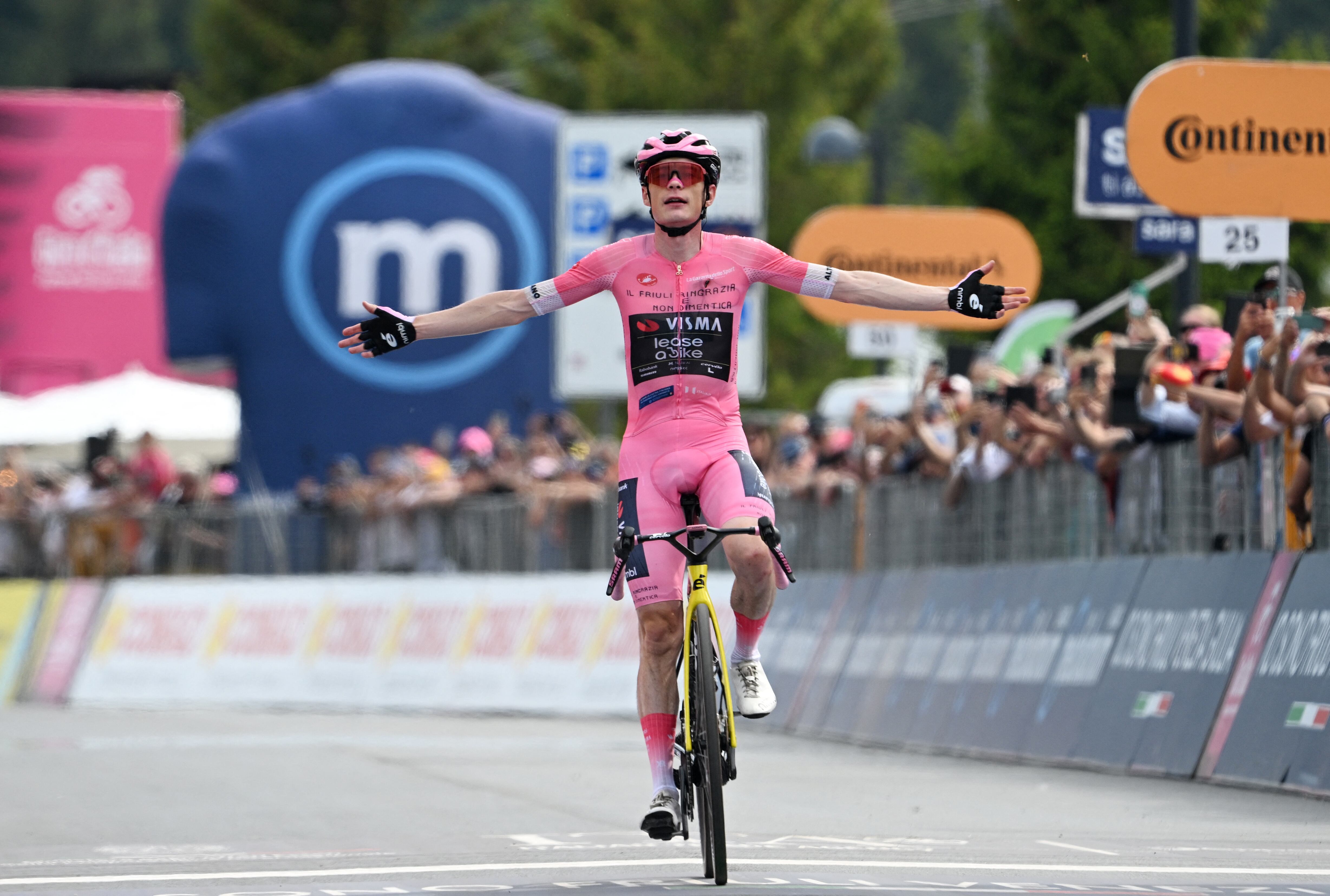 Vingegaard finiquita el Giro en Piancavallo y Roma le espera para ganar su primera gran vuelta en Italia