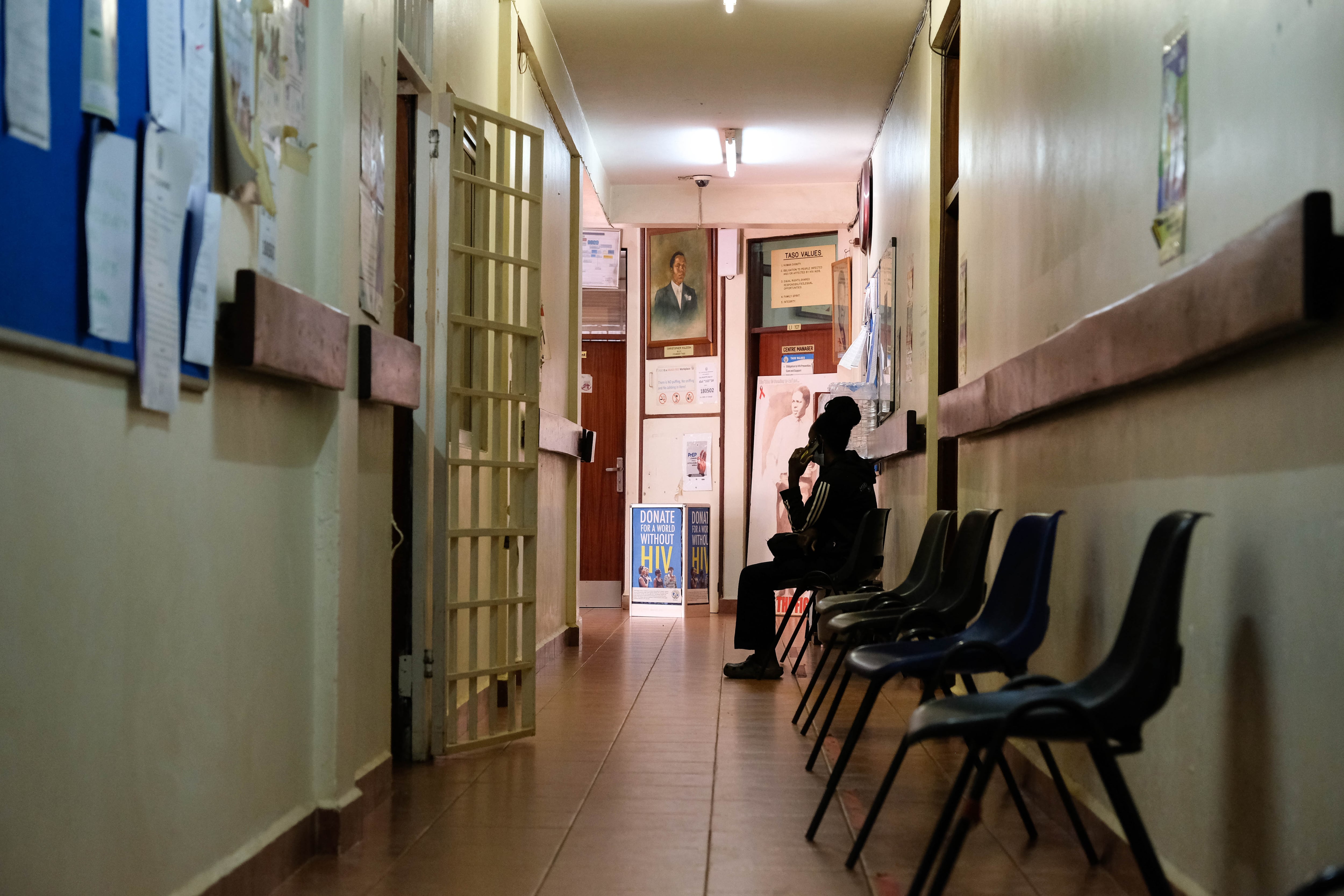 La cruzada homófoba en África pone en riesgo la lucha contra el VIH: “Las enfermeras o los doctores tienen miedo y prefieren no atenderlos”