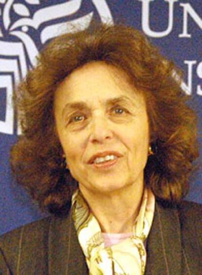 Haleh Esfandiari.