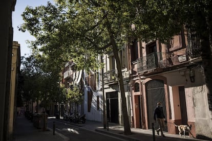 El carrer Finlànida, al districte Sants-Montjuïc.
 