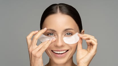 trucos para rejuvenecer mirada, ¿cómo revitalizar la mirada?, corregir ojos cansados, mirada apagada, revitalising, rejuvenecer la mirada, consejos para revitalizar la mirada cansada, ojos cansados, mirada cansada, parches para ojeras y bolsas, cremas de noche, corrector hidratante