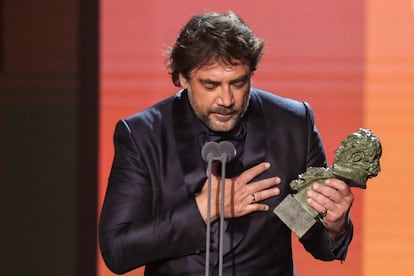 El actor Javier Bardem recibe el Goya al Mejor actor protagonista, por su trabajo en 'El buen patrón'.