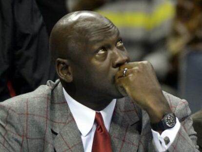Michael Jordan, en un partido de los Charlotte Bobcats.