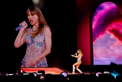 La cantante Taylor Swift, en una actuación en Tokio el 7 de febrero.