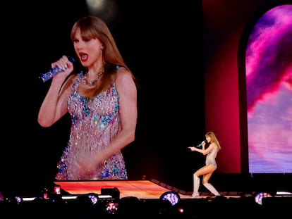La cantante Taylor Swift, en una actuación en Tokio el 7 de febrero.