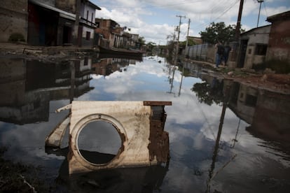 En Los Bañados, como se conoce a los barrios que lindan con el río Paraguay, un cuarto de millón de personas viven bajo la amenaza de inundaciones y sin servicios públicos.