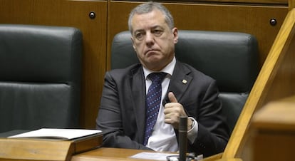 Íñigo Urkullu durante el Pleno de Control en el Parlamento vasco.