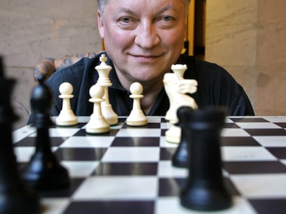 Anatoli Kárpov, ex campeón mundial de ajedrez.