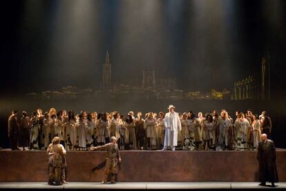 Ensayo de 'Fidelio', que se repondrá en noviembre en Bilbao bajo la dirección de José Carlos Plaza.