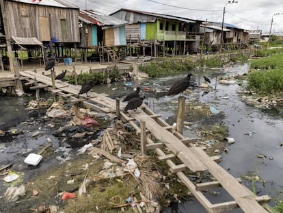 Inundados y sin agua