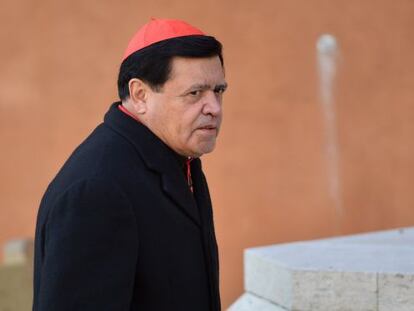 El cardenal mexicano Norberto Rivera en 2013 en Roma en el c&oacute;nclave papal.