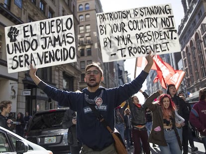 Manifestantes durante una protesta contra la elección del presidente electo Donald Trump en Nueva York.