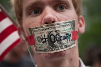 Un manifestante del movimiento Ocupa Wall Street.