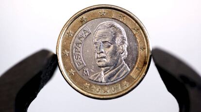 Un moneda de un euro acuñada en España.