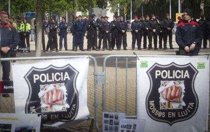 Los sindicatos de Mossos organizan un acto alternativo de protesta a la celebración de Les Esquadras por los recortes