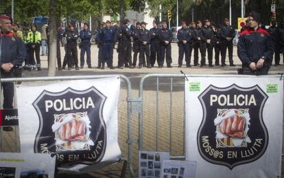 Los sindicatos de Mossos organizan un acto alternativo de protesta a la celebraci&oacute;n de Les Esquadras por los recortes