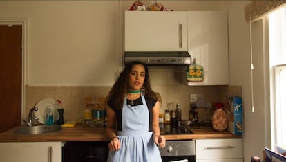 Retrato de una ciudadana de Londres para la instalación inemersiva de arte 'London is Lonely', de Irene Palacio y Tessa Blencowe, en la que cuentan historias reales de algunas de las nueve millones de personas que se sienten solas en Londres. |