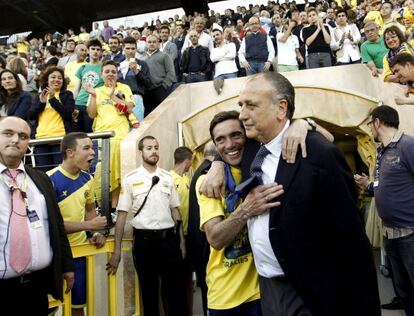 Marcelino y Fernando Roig celebran el ascenso a Primera del Villarreal el pasado mes de junio.