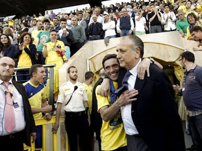 Marcelino y Fernando Roig celebran el ascenso a Primera del Villarreal el pasado mes de junio.