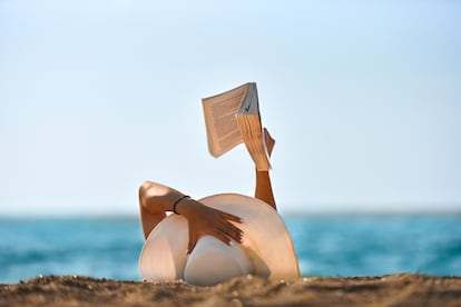 El verano, temporada ideal de lecturas criminales.