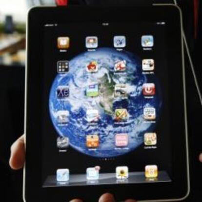 El iPad de Apple y la Galaxy de Samsung, frente a frente.