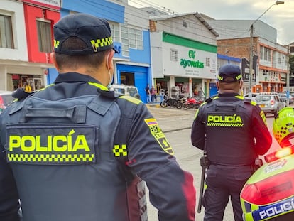 Imagen de archivo de agentes de policía colombianos.