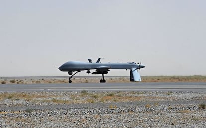 Un avión no tripulado estadounidense aparcado el pasado mes de junio en el aeropuerto militar de Kandahar.