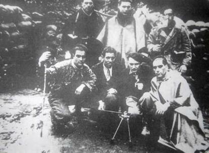 Un grupo de combatientes de ANV, durante la Guerra Civil.
