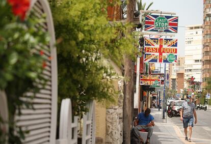 English pubs in Benidorm's Levante area.