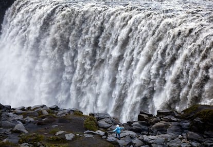 Dettifoss es la cascada con mayor volumen de Europa.