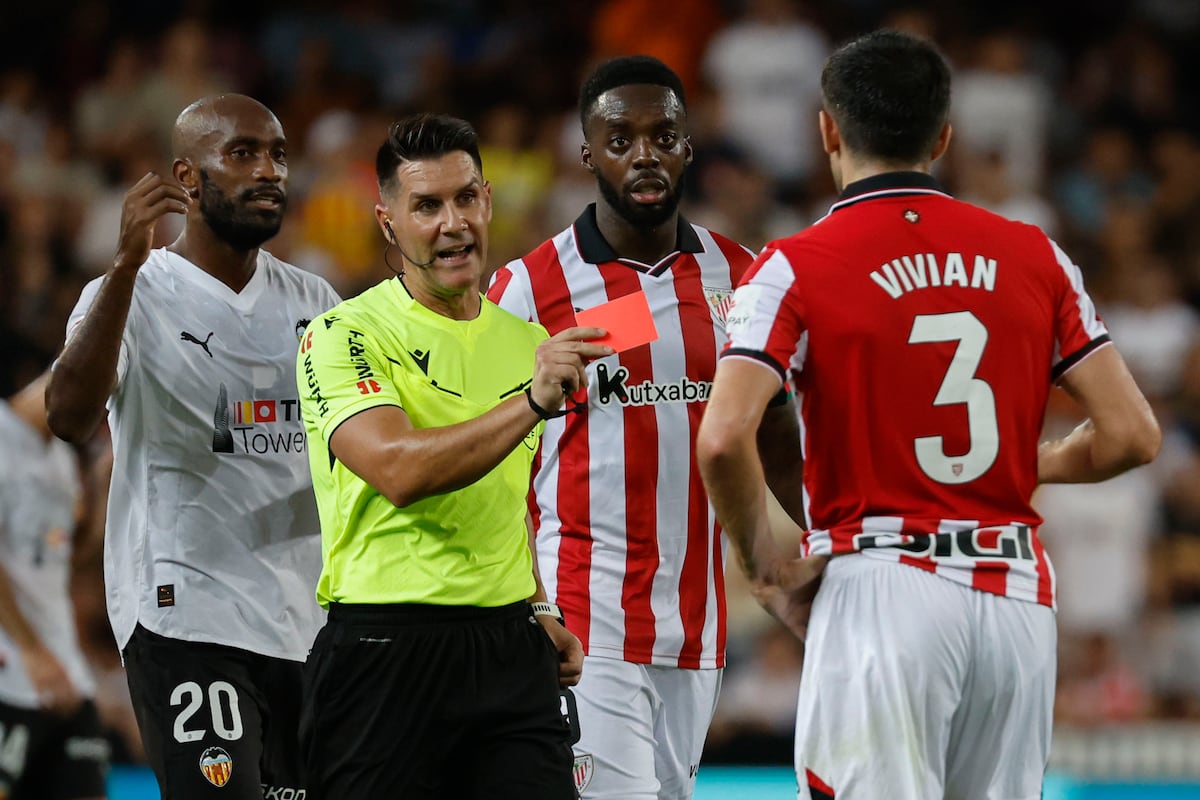 El Valencia resiste primero y supera después a un Athletic con diez ...
