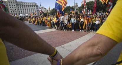 Participantes en la cadena independentista de la Diada del a&ntilde;o pasado.