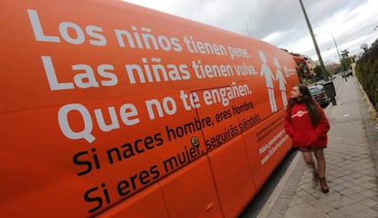 Autobús de Hazte Oír en Madrid.