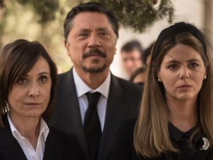 TVE estrena ‘Traición’, el regreso de Ana Belén a la televisión acompañada de Carlos Bardem y Manuela Velasco