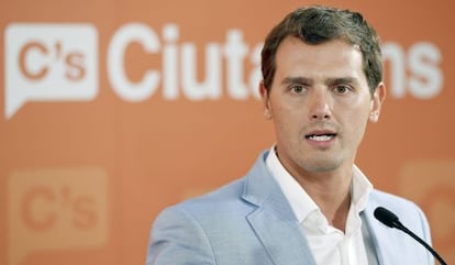 El líder de Ciudadanos, Albert Rivera, en la sede del partido en Barcelona este jueves.