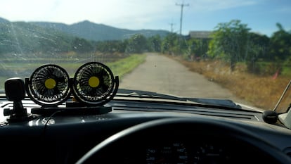 No pases calor este verano dentro del coche. GETTY IMAGES.