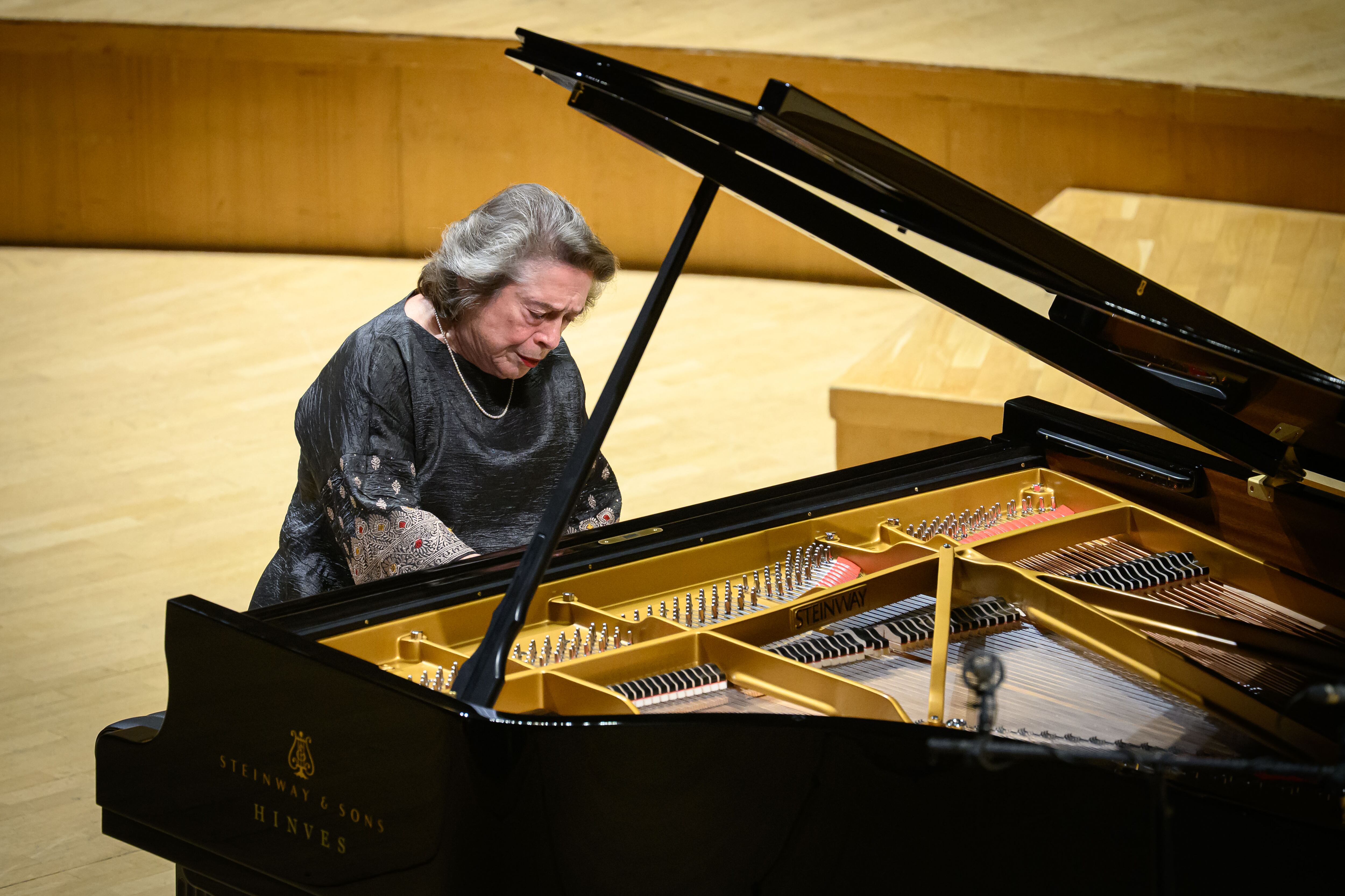 Elisabeth Leonskaja tocando la ‘Fantasía Wanderer’, de Schubert.