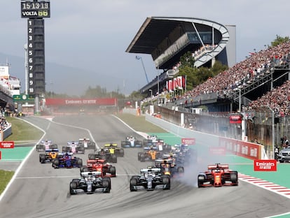 Salida en el circuito de Montmeló en el Gran Premio de España de mayo de 2019.