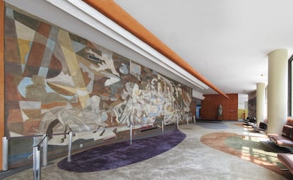Un mural de Cândido Portinari en el interior del palacio Capanema, en Río de Janeiro.