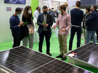 Paneles solares en la feria Genera del pasado año.