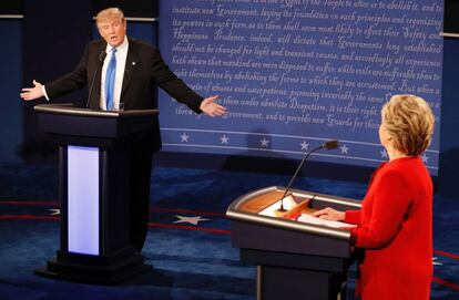 El republicano Donald Trump y la demócrata Hillary Clinton durante el debate del 26 de septiembre.