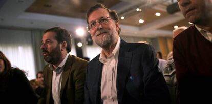 Mariano Rajoy, antes de intervenir en la Convención Nacional del PP sobre la prisión permanente revisable.