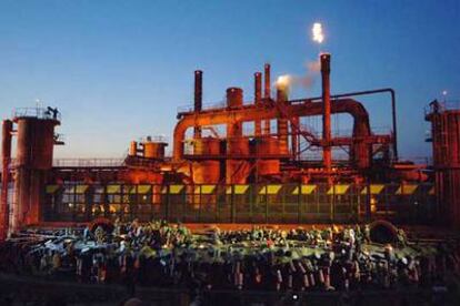 Montaje de <i>El trovador </i>realizado por Robert Carsen para el Festival de Bregenz.
/ BE</b>