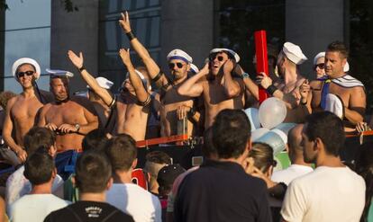 Moment de la desfilada de l'Orgull Gai.