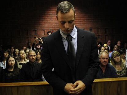 Pistorius, durante su juicio por el asesinato de su novia, en Pretoria.   