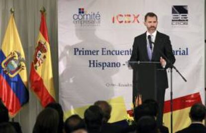 El príncipe de Asturias pronuncia un discurso durante la clausura del Primer Encuentro Empresarial Hispano-Ecuatoriano, organizado por el Comité Empresarial Ecuatoriano (CEE) y la Confederación Española de Organizaciones Empresariales (CEOE), hoy 5 de octubre de 2012 en Quito.