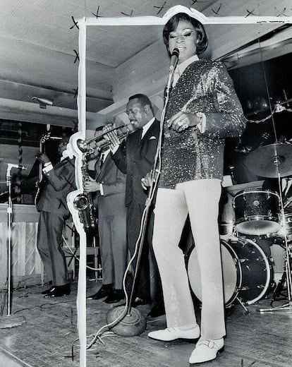 Jackie Shane (1940 – 2019), en una actuación en el Palais Royale theatre, en Toronto, en 1967.